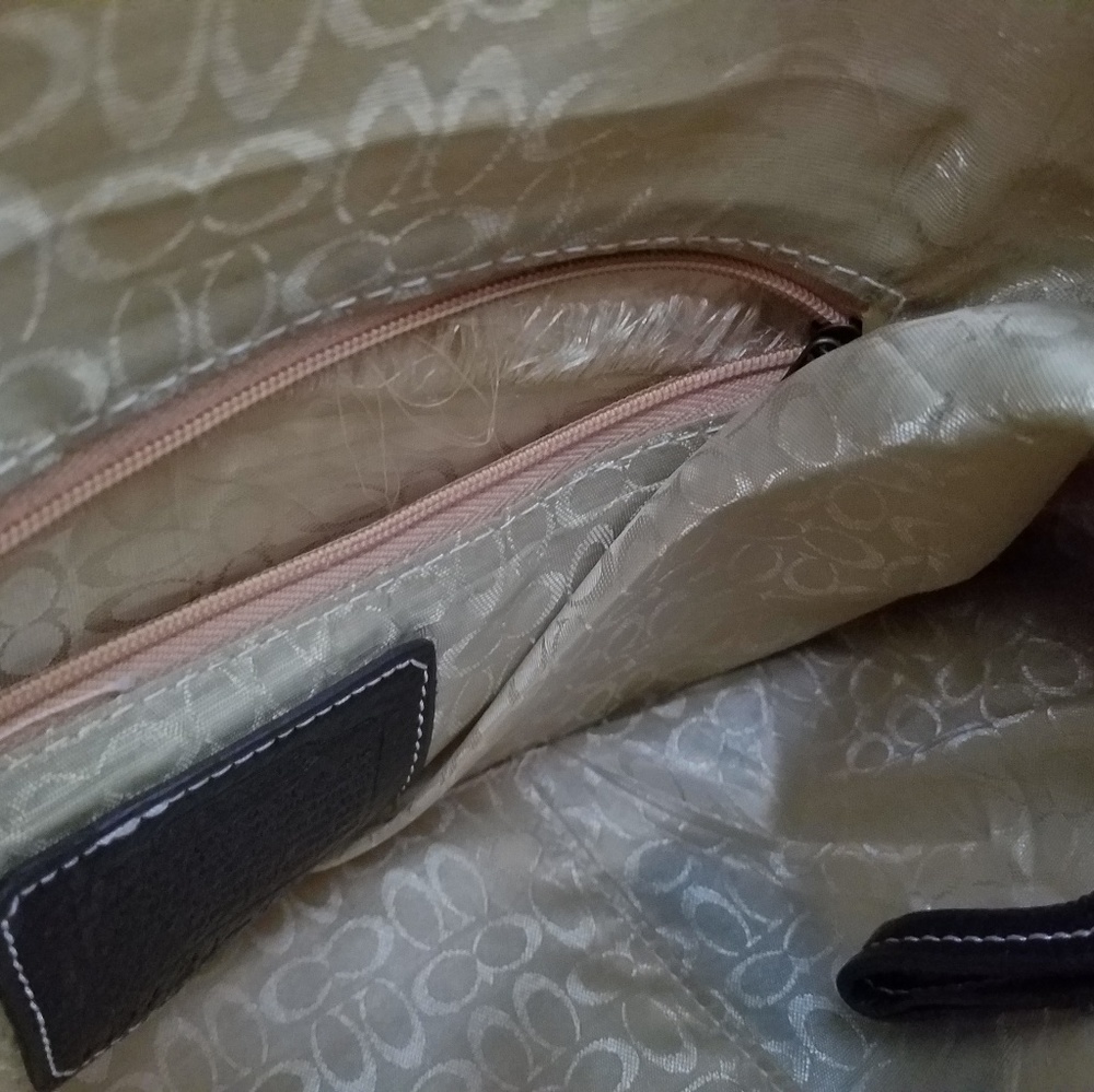 Genuine Coach Purse - Picture 6 of 7